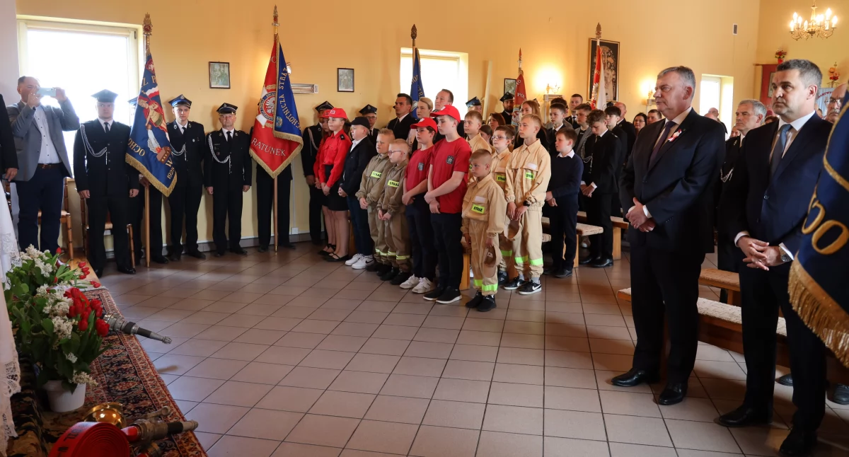 Gminne obchody Dnia Strażaka w Chąśnie (foto, film)