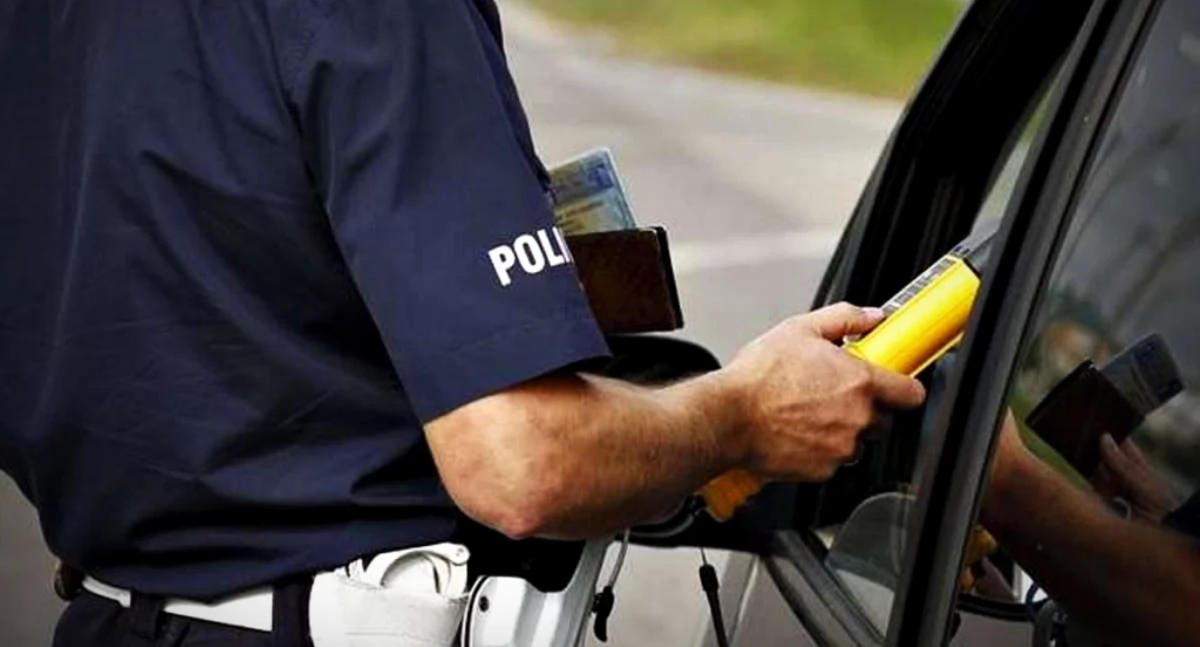 Kompletnie pijany kierowca zatrzymany przez łowicką drogówkę. Miał 4,4 promila!