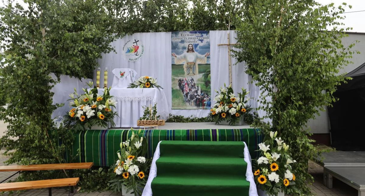 Boże Ciało w Łowiczu. Cztery ołtarze już czekają (foto)