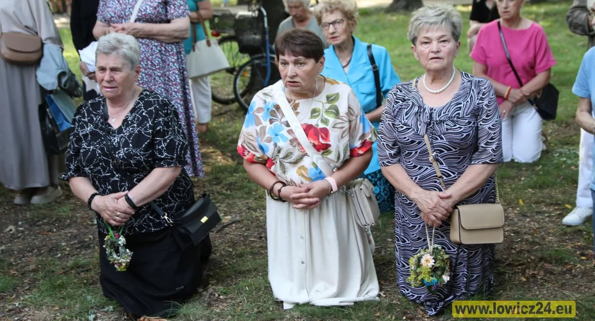 Poświęcono wianki na zakończenie Oktawy Bożego Ciała w Łowiczu (foto)