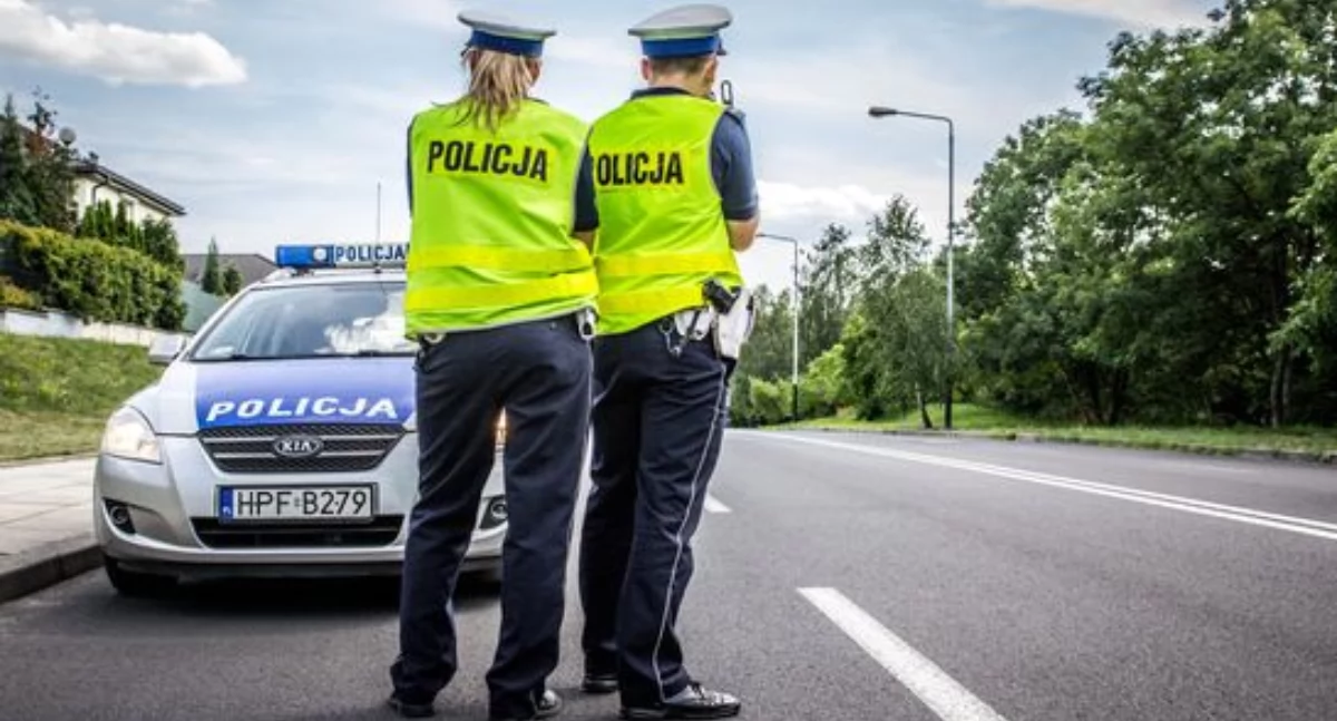 Gmina Zduny. Pędził 101 km/h w terenie zabudowanym. Stracił prawo jazdy