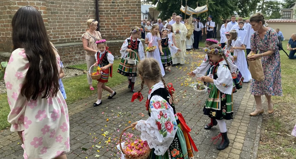 Odpust parafialny w Chruślinie (foto, film)