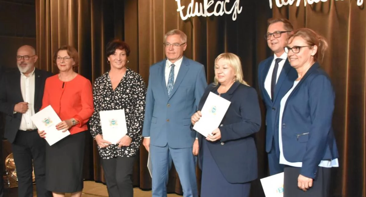 Oświadczenia majątkowe dyrektorów miejskich szkół w Łowiczu za 2024 rok
