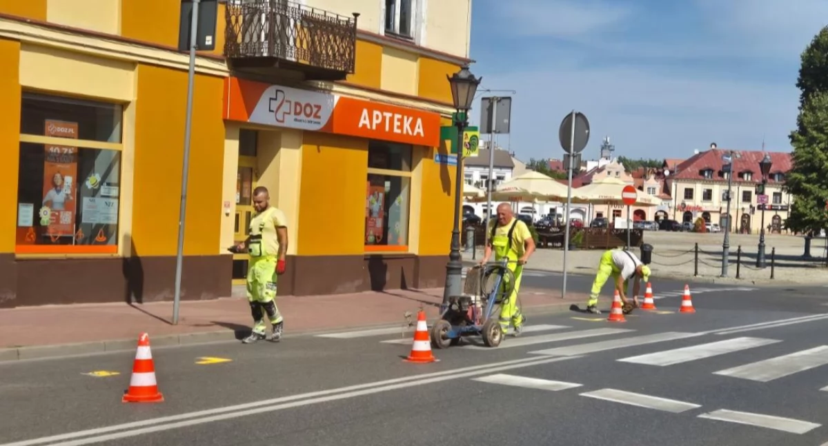 Żółte linie na Stanisławskiego. Miasto przygotowuje miejsca na Księżackie Jadło (foto)