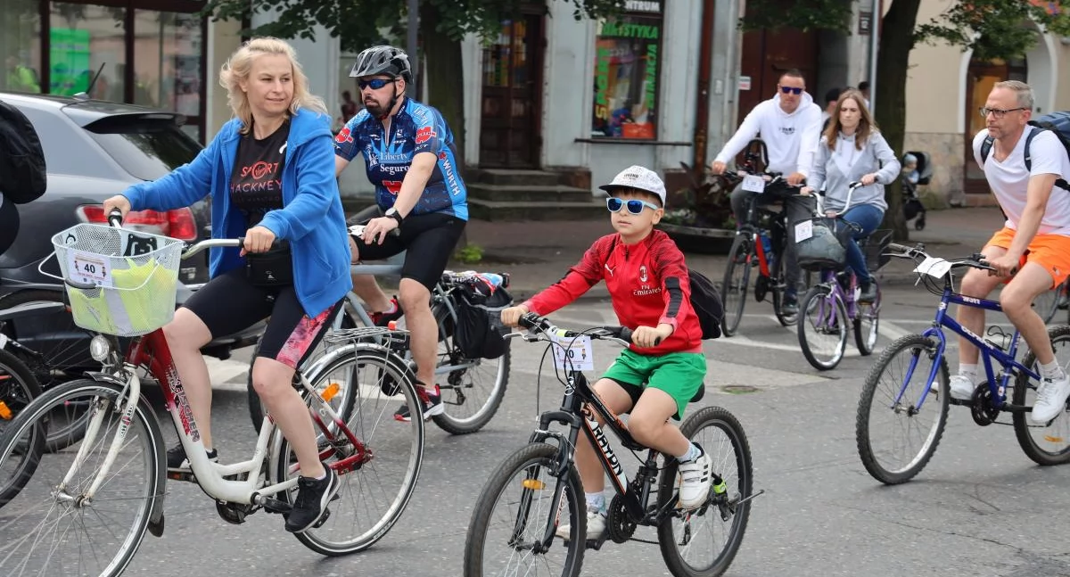 Łowiczanie na rowerach. Rajd z osiedla Dąbrowskiego zakończy się w Lasku Miejskim