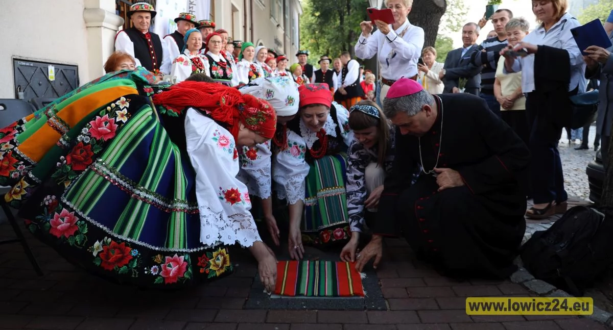 „Gwiozdy Łowickie” odsłonięte! (foto)