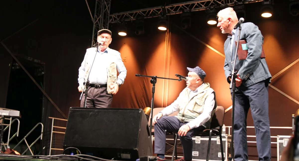 Dożynki powiatowo-gminne w Wygodzie. Bogdan Borowski i kabaret KaŁaMaSz (foto, film)