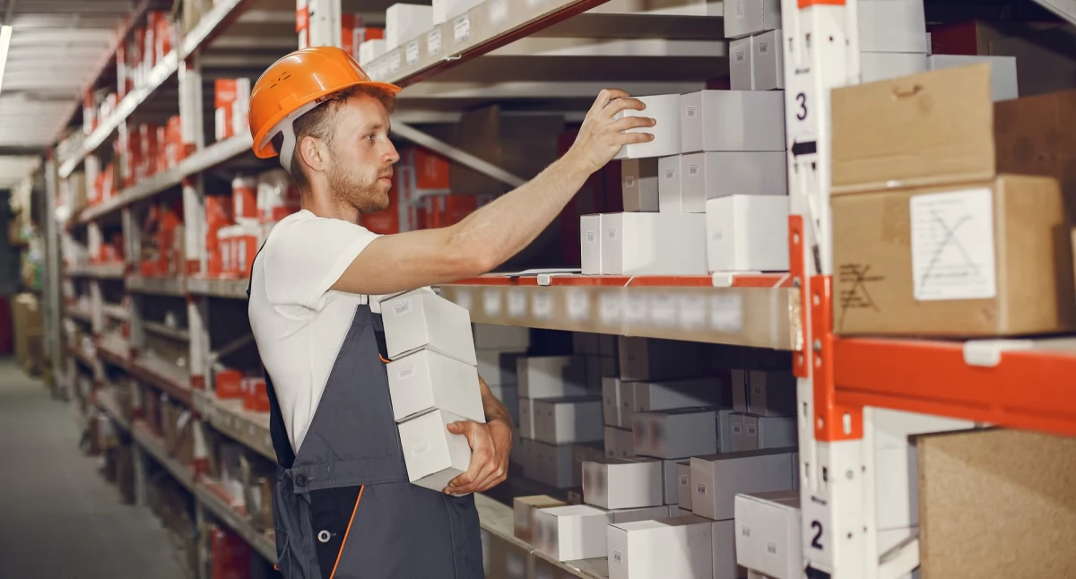 Jak zaplanować pomieszczenie na regały magazynowe: projekt krok po kroku