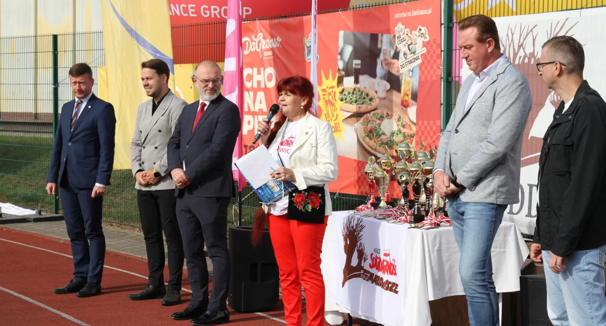 Obchody 45. rocznicy powstania NSZZ „Solidarność” w Łowiczu. Trwa turniej zakładów pracy (foto)