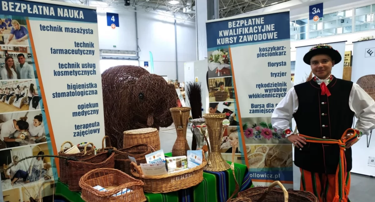 W Łowiczu odbędą się warsztaty plecionkarskie. Jedna z ozdób stanie w miejskiej przestrzeni