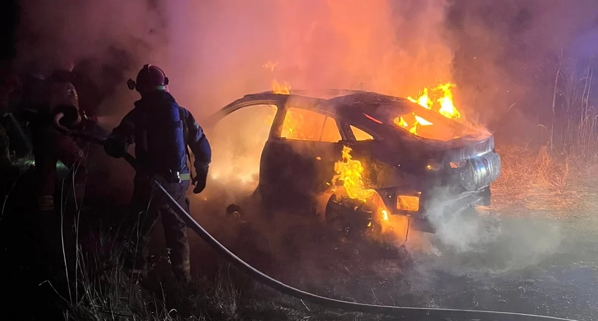 Pożar samochodu w Zawadach. Na szczęście nikt nie ucierpiał