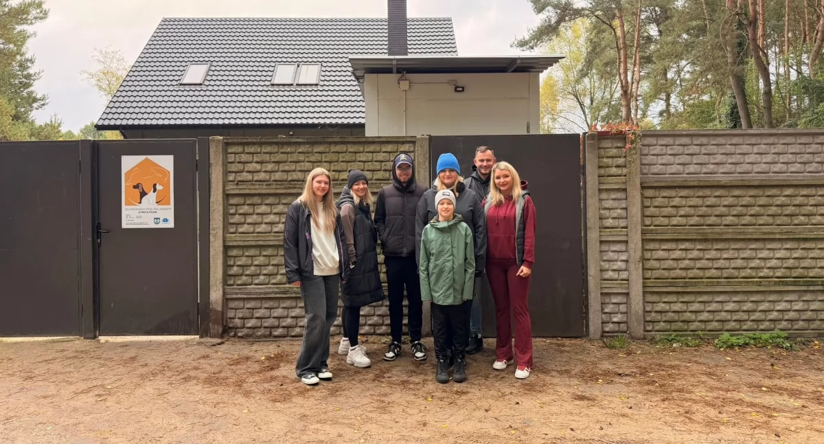 Członkowie Łączy nas Łowicz odwiedzili Schronisko dla Zwierząt (foto)
