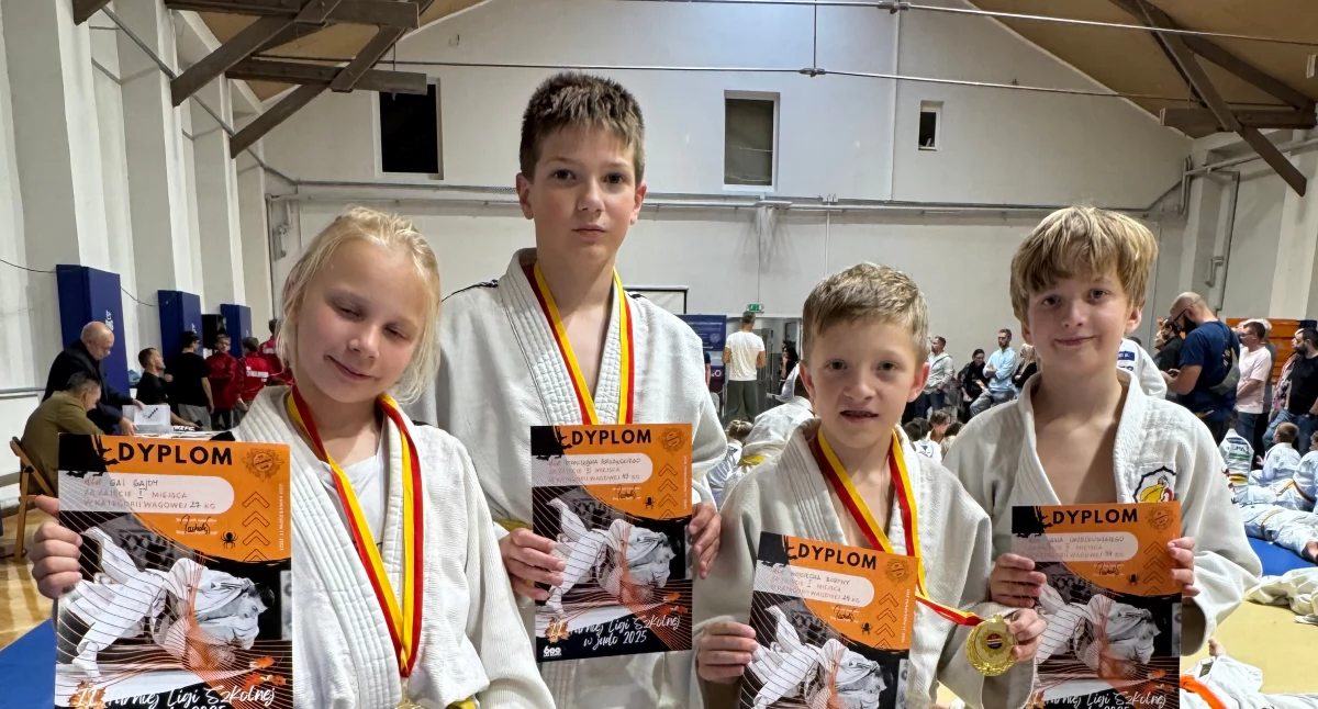 Udany start młodych judoków z Łowicza w Lidze Szkolnej w Łodzi (foto)