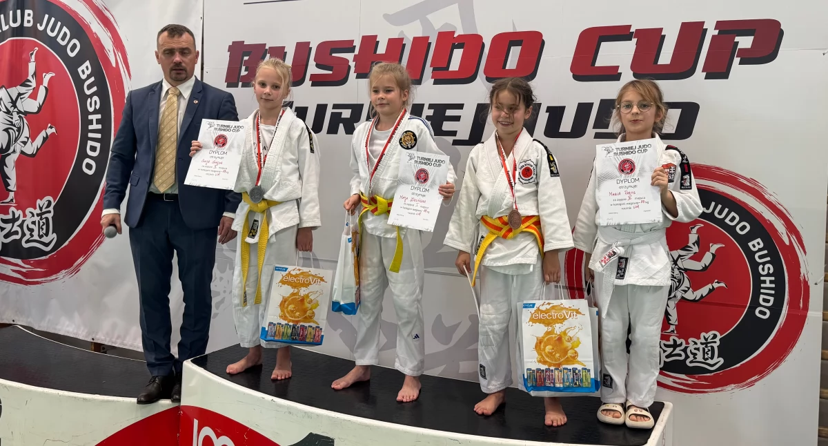 Emocje i medale łowickiego „Zrywu”. Udany weekend młodych sportowców (foto)