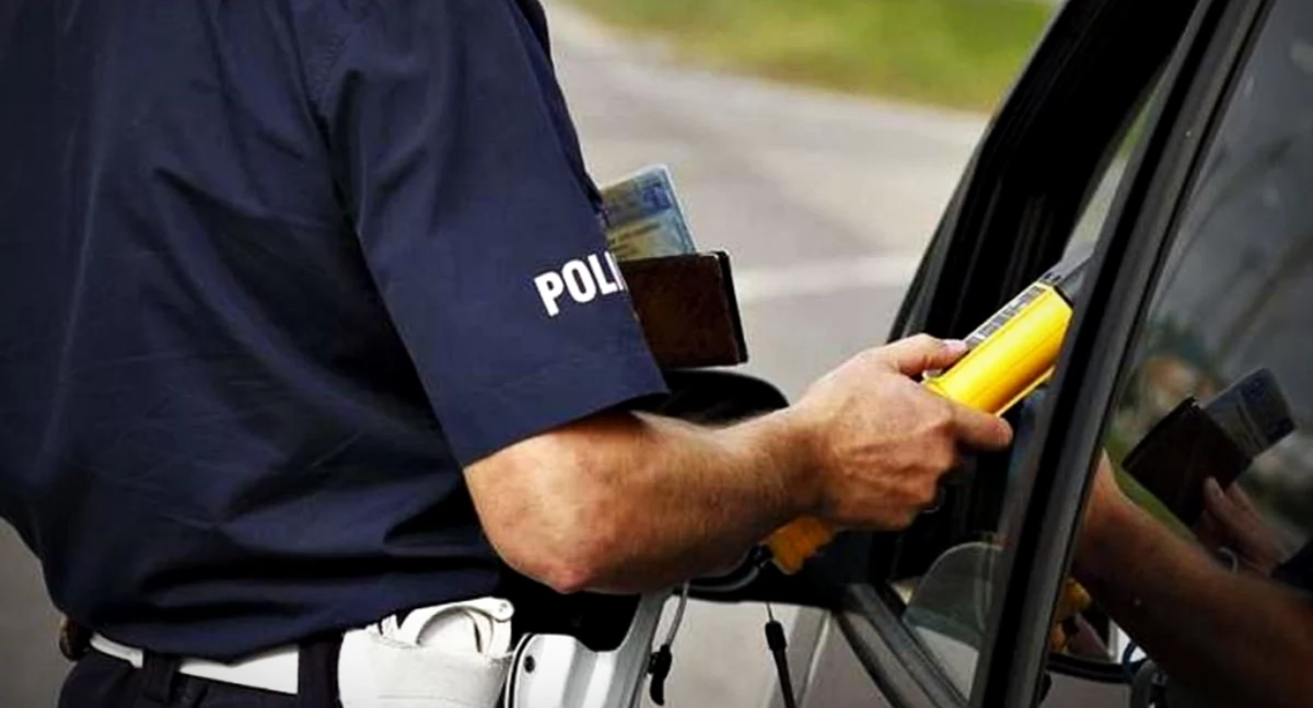 Nieodpowiedzialna jazda pod wpływem alkoholu. 47-latka zatrzymana w Kocierzewie