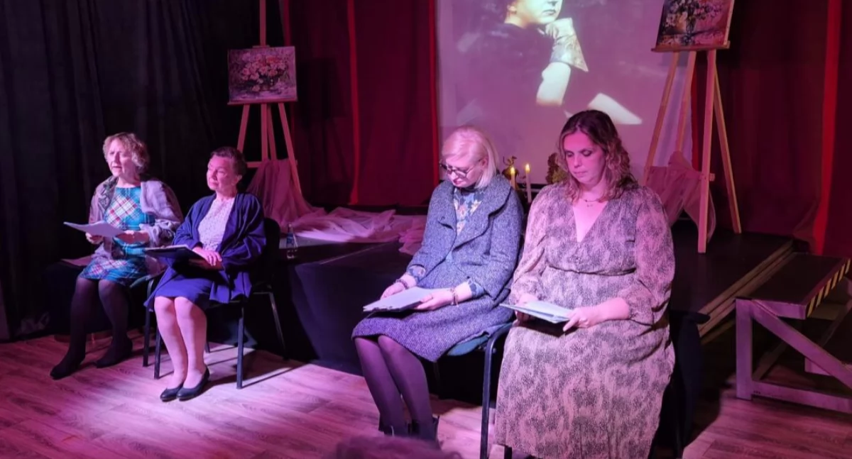 Jesienne spotkanie z poezją w Łowiczu (foto, film)