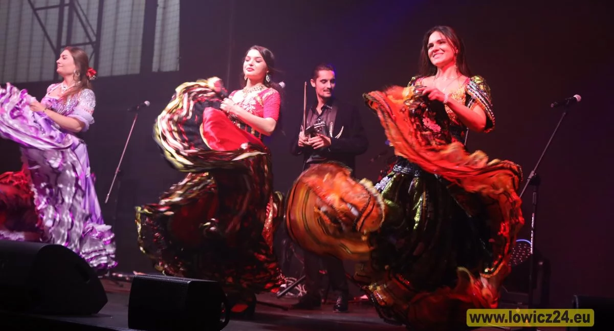 Cygańska muzyka porwała Łowicz. Don Vasyl świętował 55-lecie kariery (foto, film)