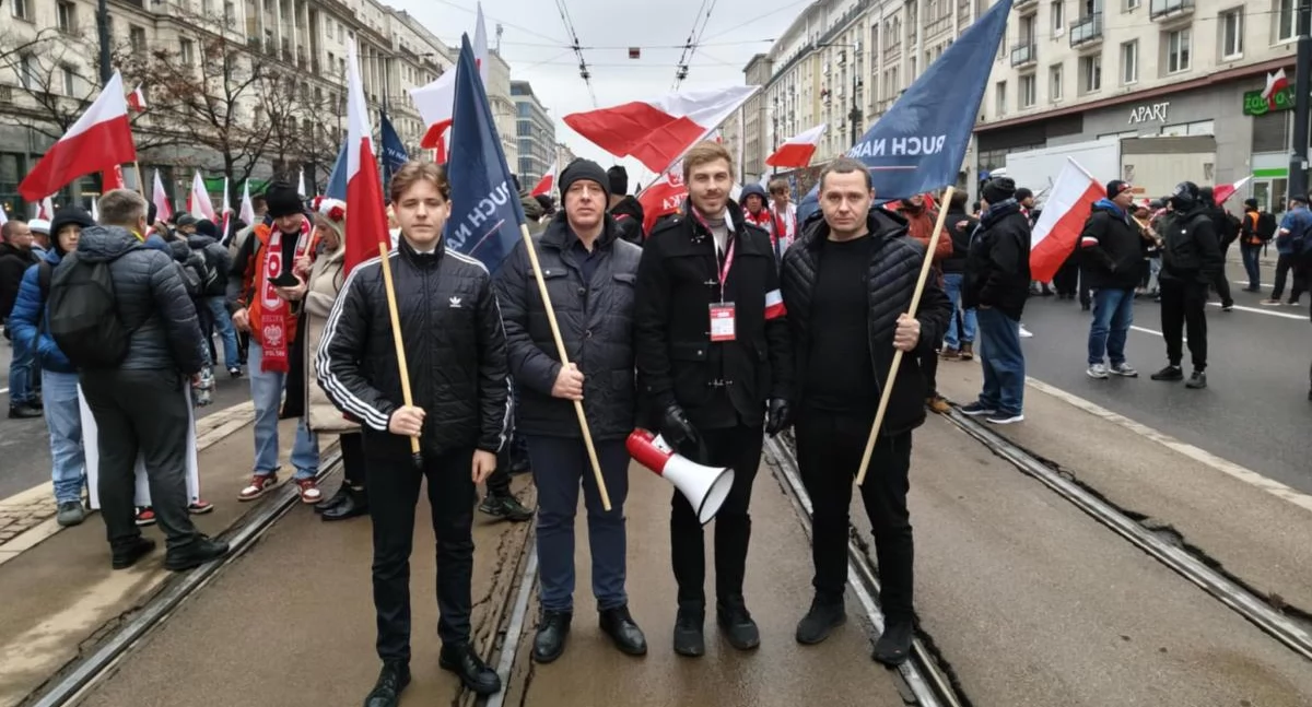 Marsz Niepodległości przeszedł ulicami Warszawy. Wzięli w nim udział także łowiczanie (foto)