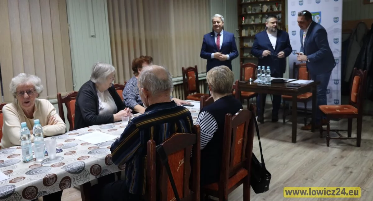 Łowicz. Ogólne zebrania mieszkańców – osiedle Nowe Miasto (foto)