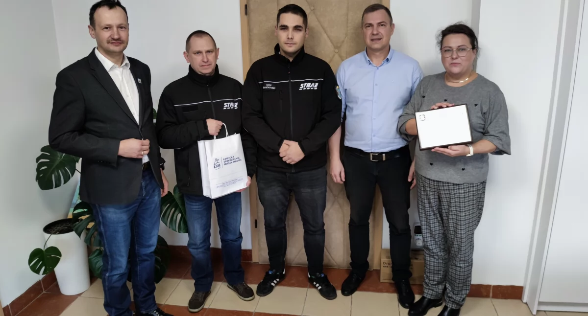 ŁSM współpracuje z OSP Łowicz na rzecz poprawy bezpieczeństwa (foto)