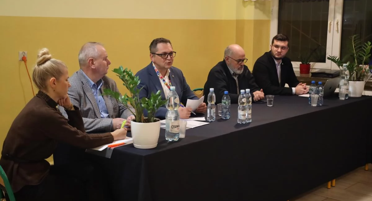 Łowicz. Ogólne zebrania mieszkańców – osiedle Korabka (foto)