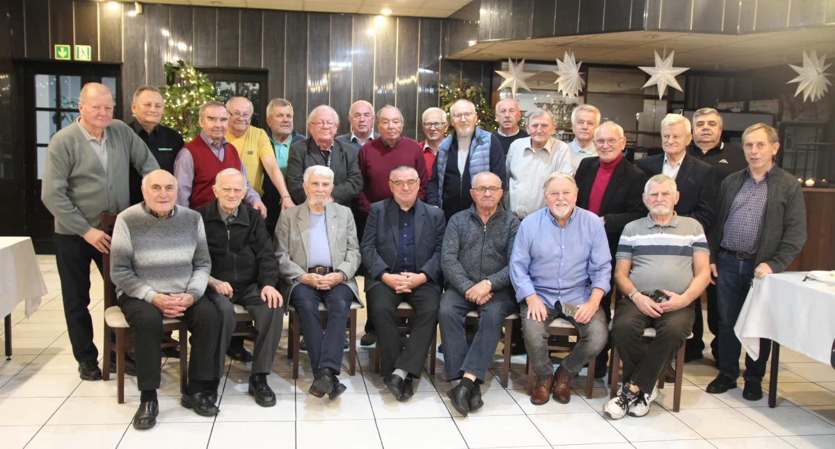 Łowicz. Mistrzowie z zakładu Syntex spotkali się po latach (foto)