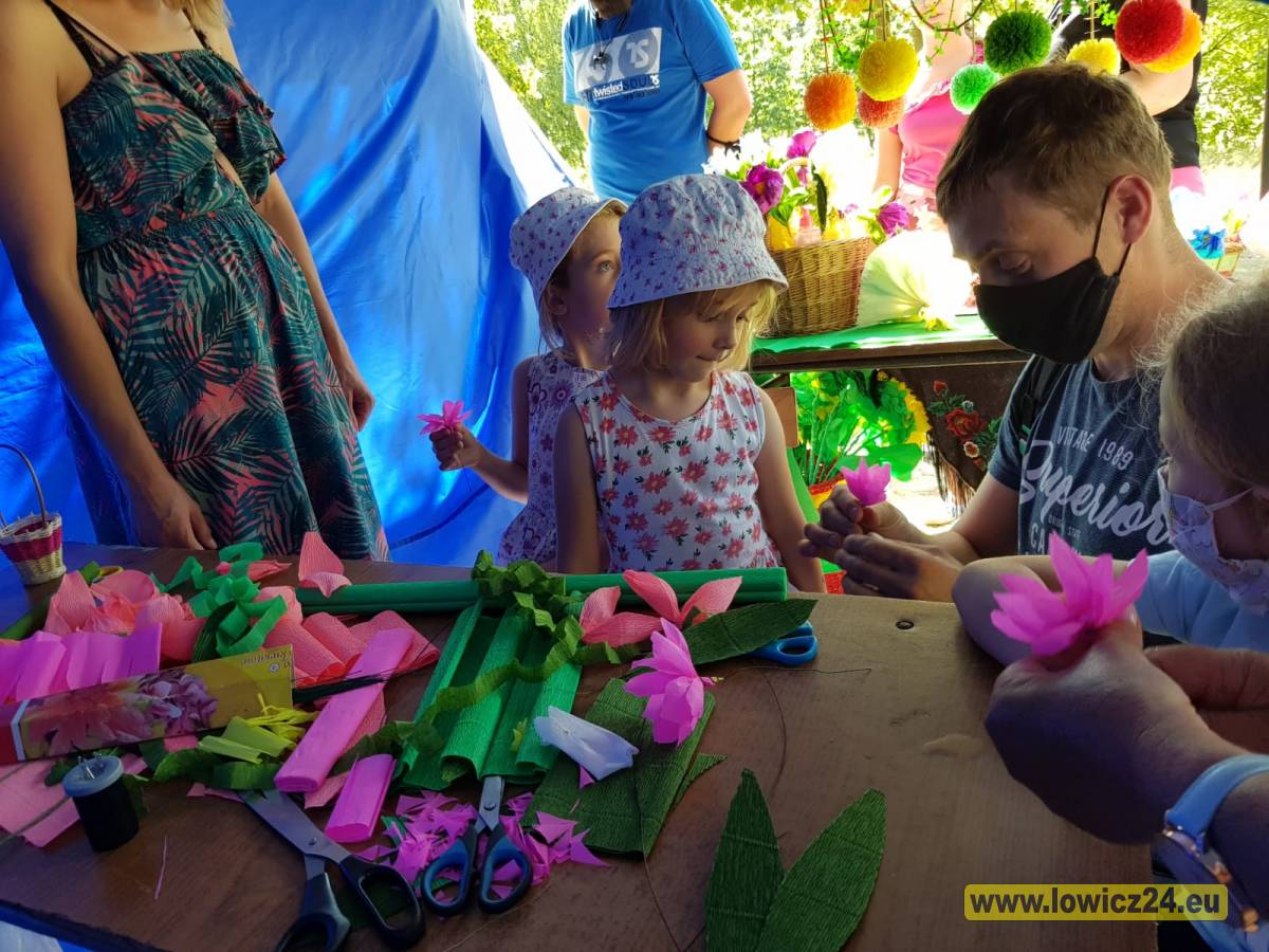  | Zdjęcie dotyczy Skansen w Maurzycach. Trwa Święto Matki Boskiej Zielnej (FOTO i VIDEO) zostało dodane przez Portal lowicz24.eu - w dniu 2020-08-15 id nr: 42