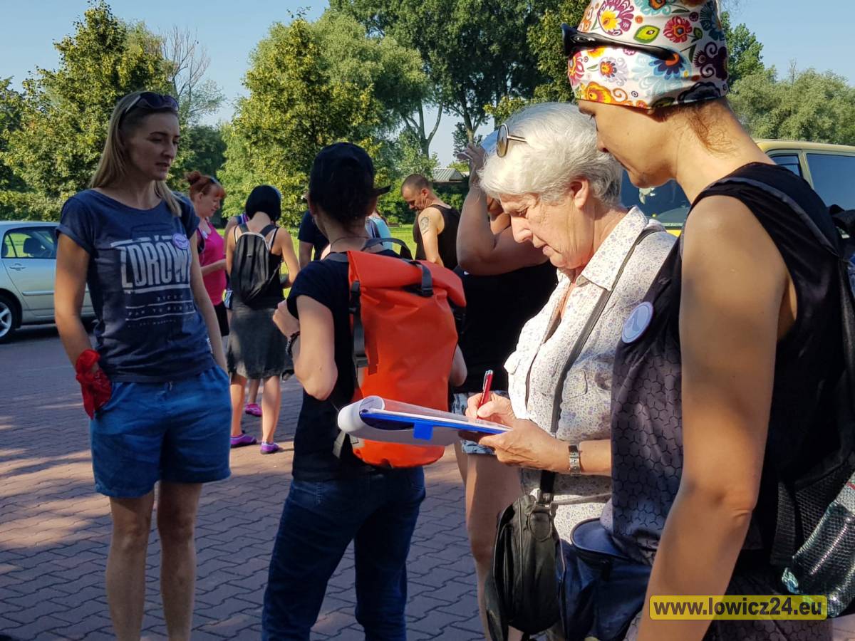  | Zdjęcie dotyczy Baby w kajaku wyruszyły na spływ zostało dodane przez Portal lowicz24.eu - w dniu 2020-07-18 id nr: 4225962 | 
