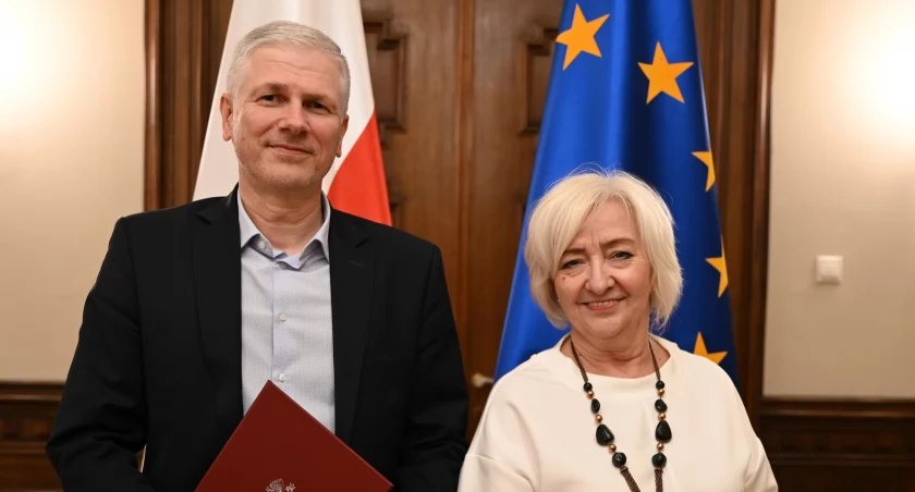 Pełniący obowiązki łódzkiego kuratora oświaty Janusz Brzozowski i wojewoda łódzki Dorota Ryl