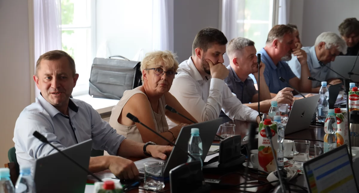 Oświadczenia majątkowe, Oświadczenia majątkowe radnych Miejskiej Łowiczu CZĘŚĆ - zdjęcie, fotografia