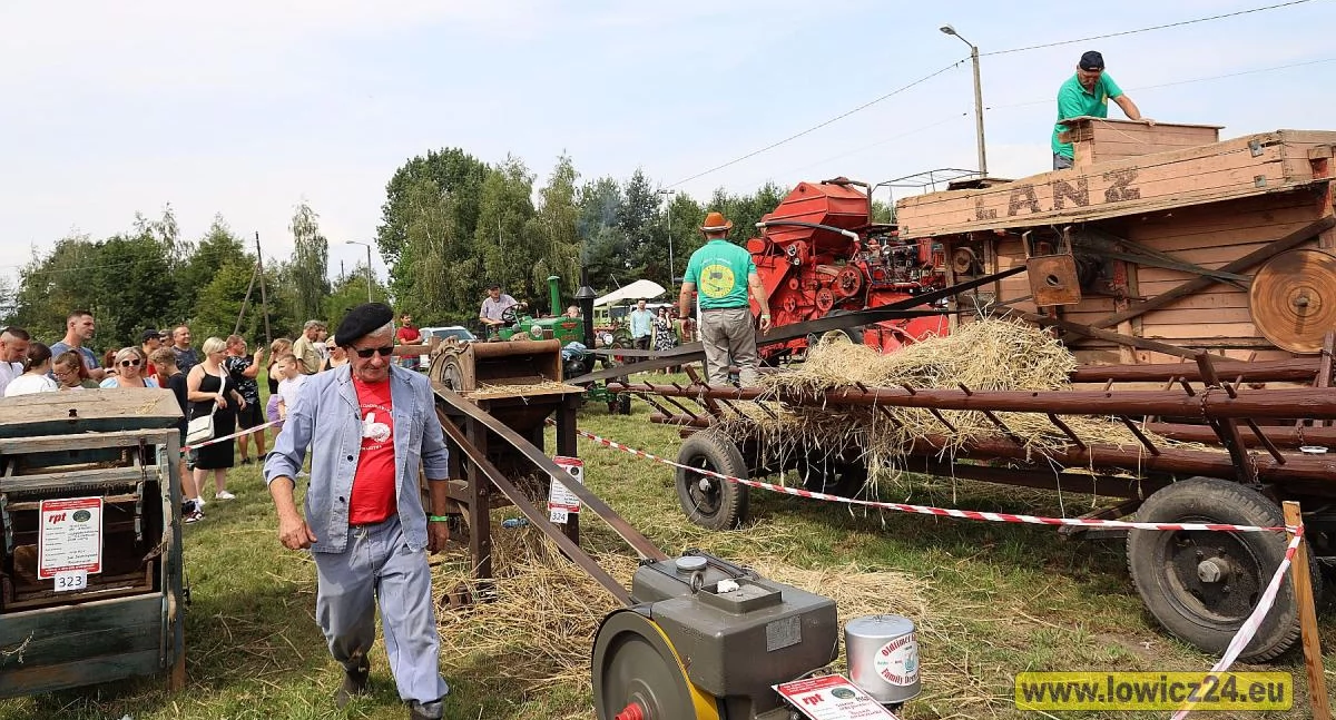 Wasze sprawy, Stare maszyny rolnicze królowały Zduńskiej Dąbrowie (foto film) - zdjęcie, fotografia