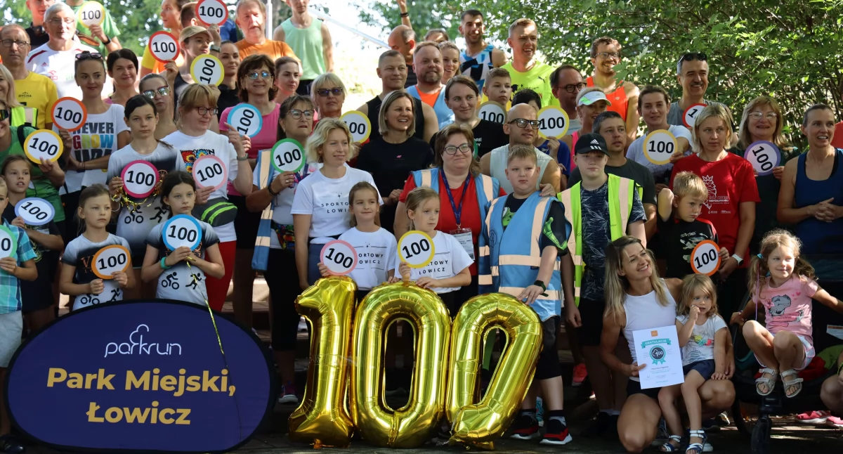 Turystyka i rekreacja, Jubileuszowa edycja parkrun Łowiczu (foto film) - zdjęcie, fotografia