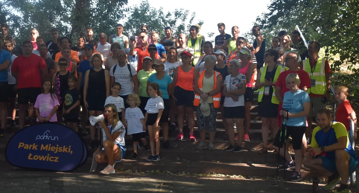 Turystyka i rekreacja, sobota parkrun Łowiczu (foto film) - zdjęcie, fotografia