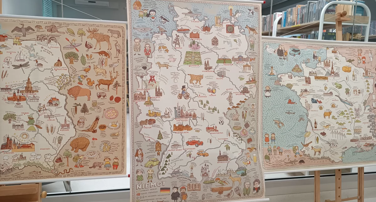 Wystawy, Wystawa „Mapy” bibliotece miejskiej (foto) - zdjęcie, fotografia