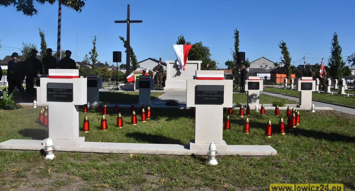 Uroczystości patriotyczne, Obchody rocznicy wybuchu Wojny Światowej Bitwy Bzurą Kiernozi - zdjęcie, fotografia