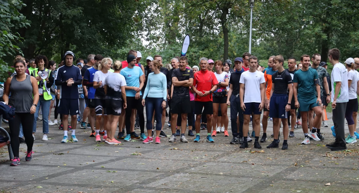 Turystyka i rekreacja, parkrun Łowiczu (foto) - zdjęcie, fotografia