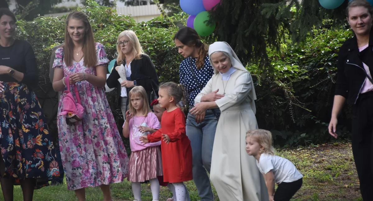 Przedszkola i żłobki, dobry początek przedszkolnego Bolesi” (foto film) - zdjęcie, fotografia