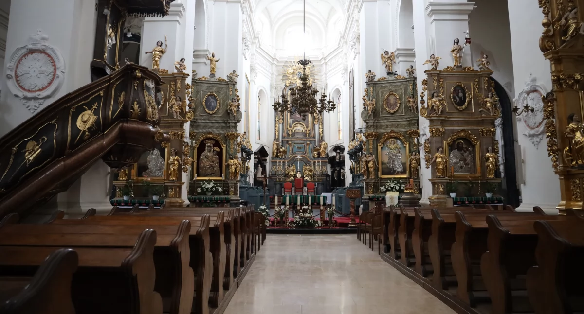 Kościół, Wkrótce rusza akademicki kandydaci Łowiczu - zdjęcie, fotografia