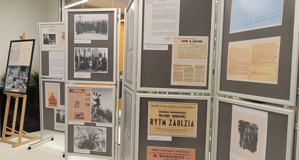 Wystawy, Melchior Wańkowicz klasyk polskiego reportażu Wystawa czasowa Miejskiej Bibliotece (foto) - zdjęcie, fotografia