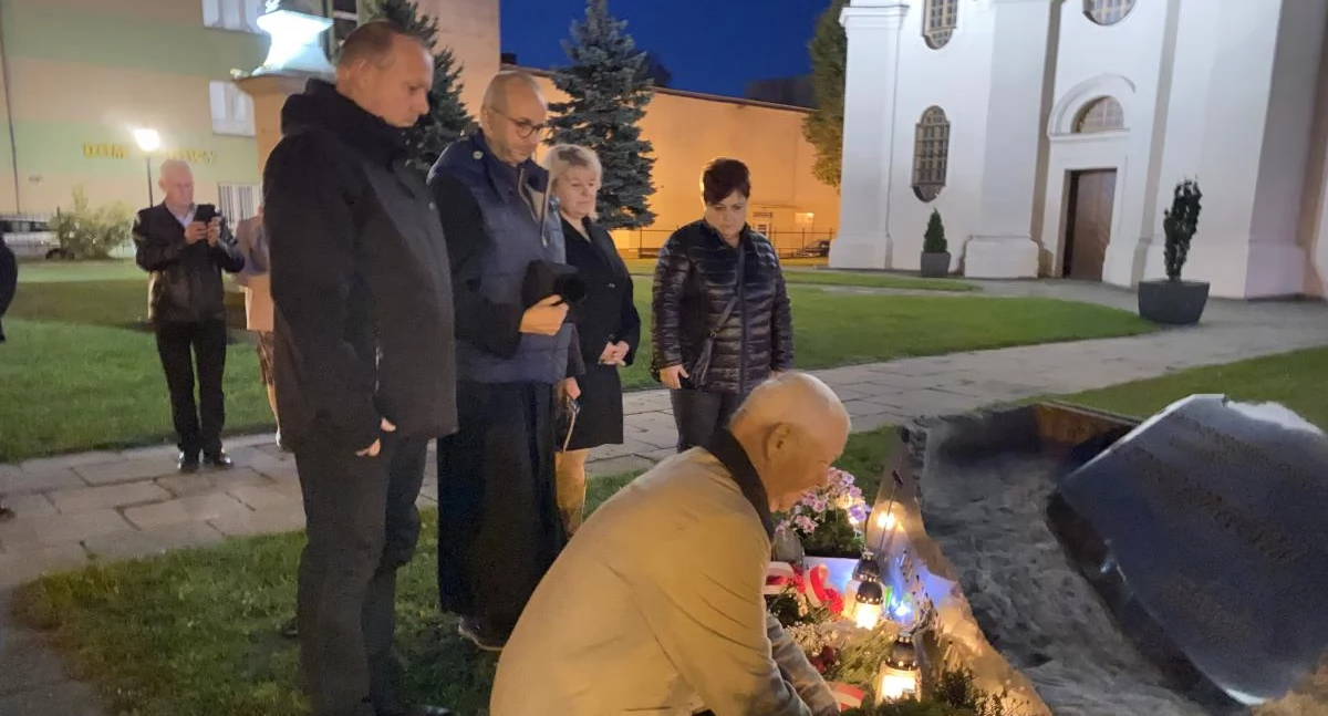 Kościół, Łowicka Solidarność uczciła rocznicę śmierci Jerzego Popiełuszki (foto) - zdjęcie, fotografia