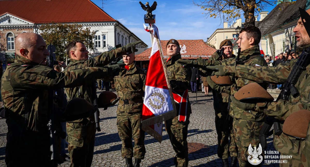 Wojsko, Łowiccy terytorialsi przysiędze (foto) - zdjęcie, fotografia