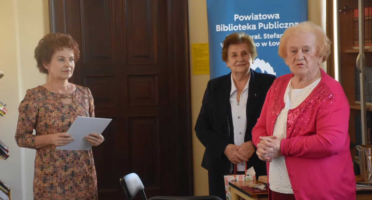 Spotkania, Jesienne spotkanie poezją muzyką bibliotece powiatowej (foto film) - zdjęcie, fotografia