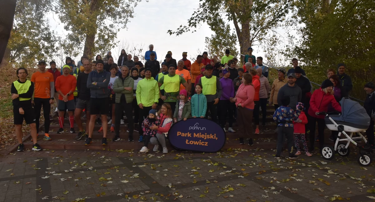 Turystyka i rekreacja, parkrun „zającem” wyznaczającym tempo (foto film) - zdjęcie, fotografia