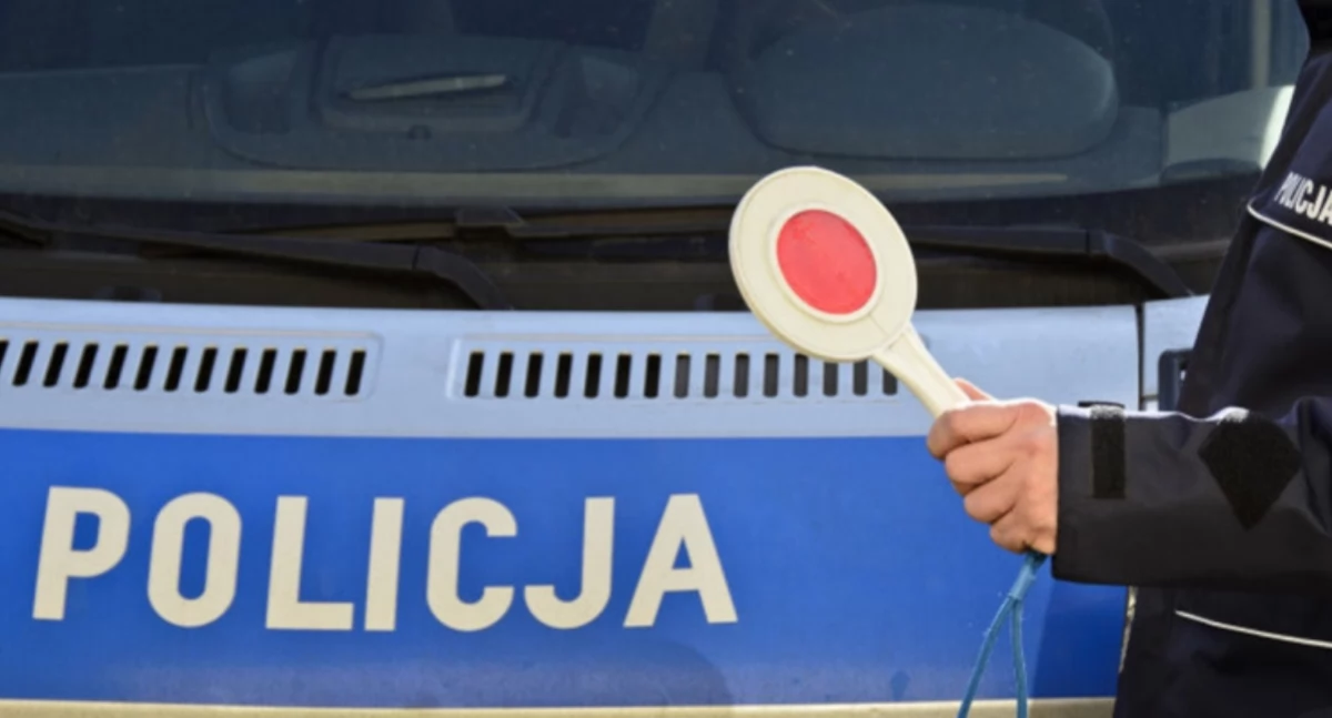 Kronika policyjna, Pomimo sądowego zakazu prowadzenia pojazdów wsiedli kierownicę - zdjęcie, fotografia