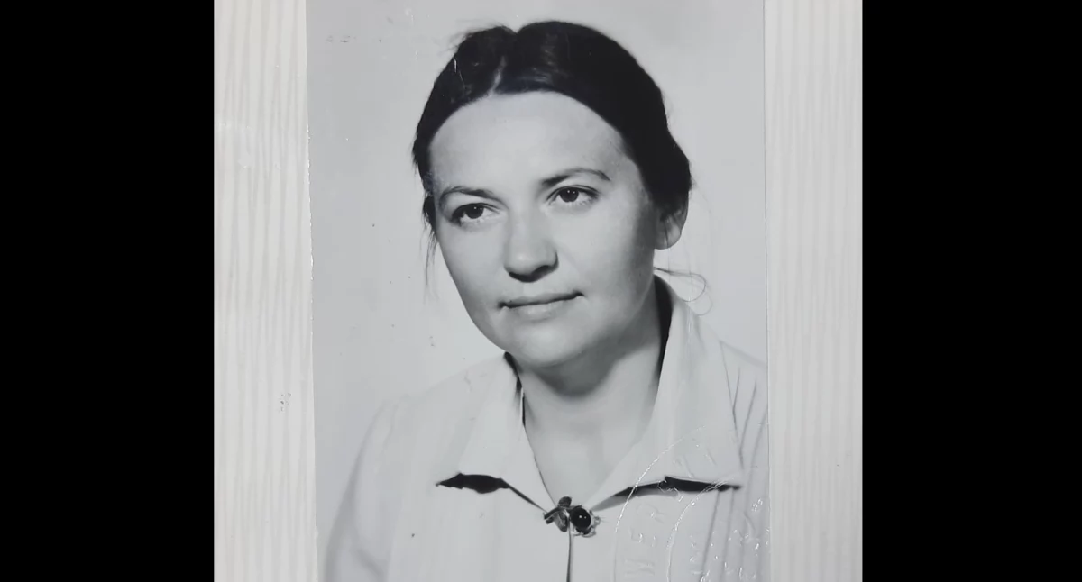 Odeszli od nas, Zmarła Jolanta była wieloletnia nauczycielka Łowiczu Znany termin pogrzebu - zdjęcie, fotografia