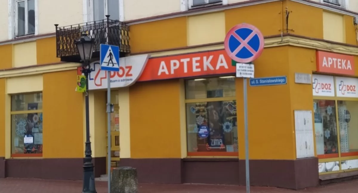 Wasze sprawy, Stacjonarny punkt szczepień przeciw COVID Łowiczu Darmowe szczepienia pełnoletnich - zdjęcie, fotografia