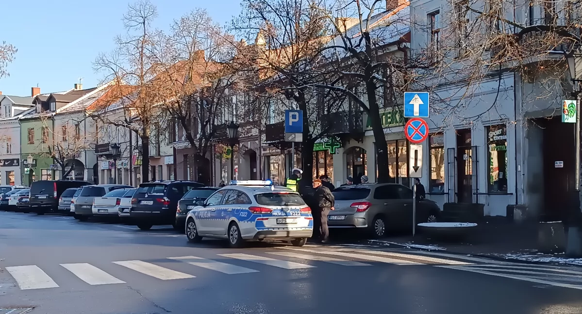 Wypadki i kolizje, Niedostosowanie prędkości przyczyną kolizji Łowiczu - zdjęcie, fotografia