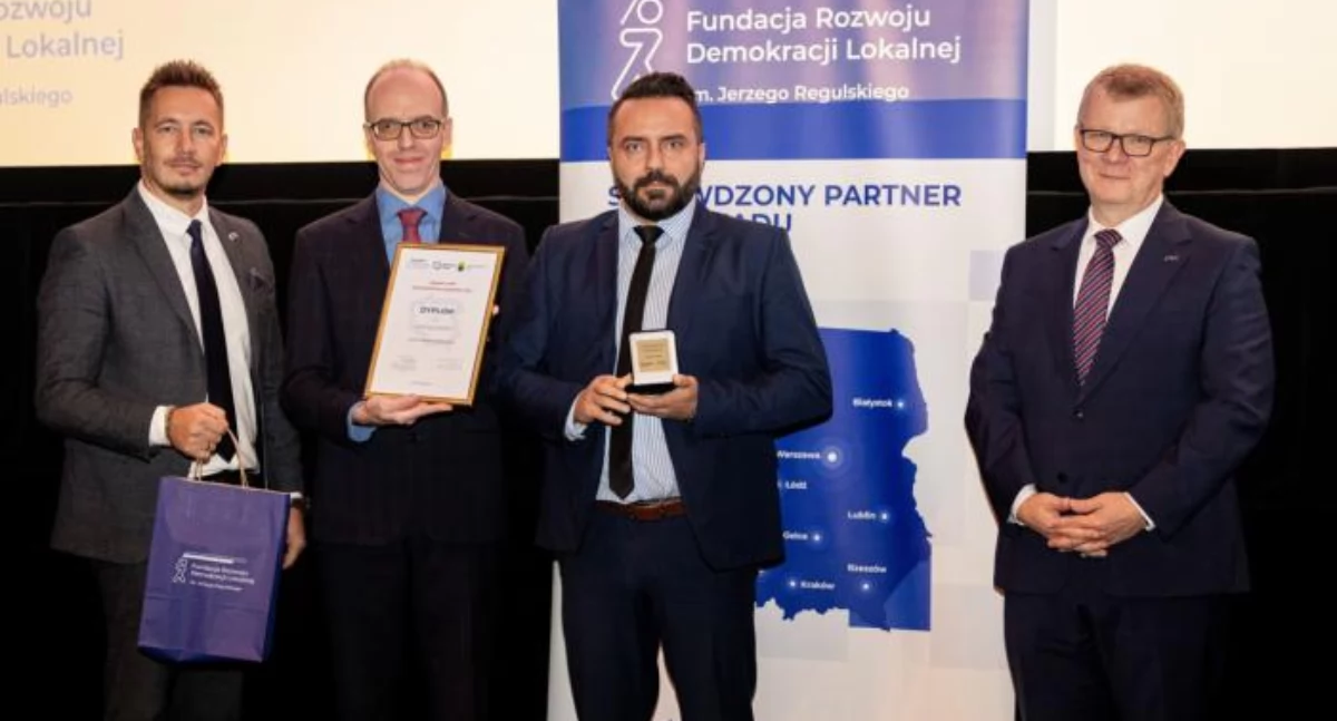 Urząd Gminy, Gmina Łowicz liderem Rankingu Województwa Łódzkiego! - zdjęcie, fotografia