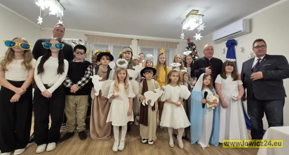 Spotkania, Spotkanie opłatkowe mieszkańców Gzinki Nowych Grudz (foto film) - zdjęcie, fotografia