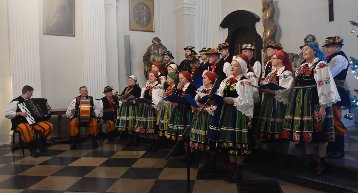 Koncerty, Magiczne świąteczne spotkanie Zespołem Ksinzoki (foto film) - zdjęcie, fotografia